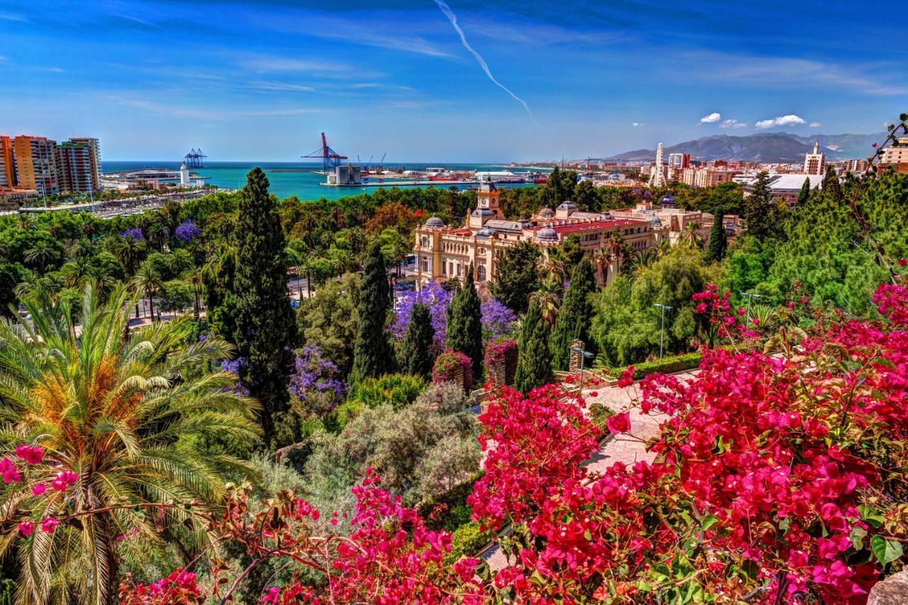 Ayala Malaga City Center 6Pax Exteriér fotografie